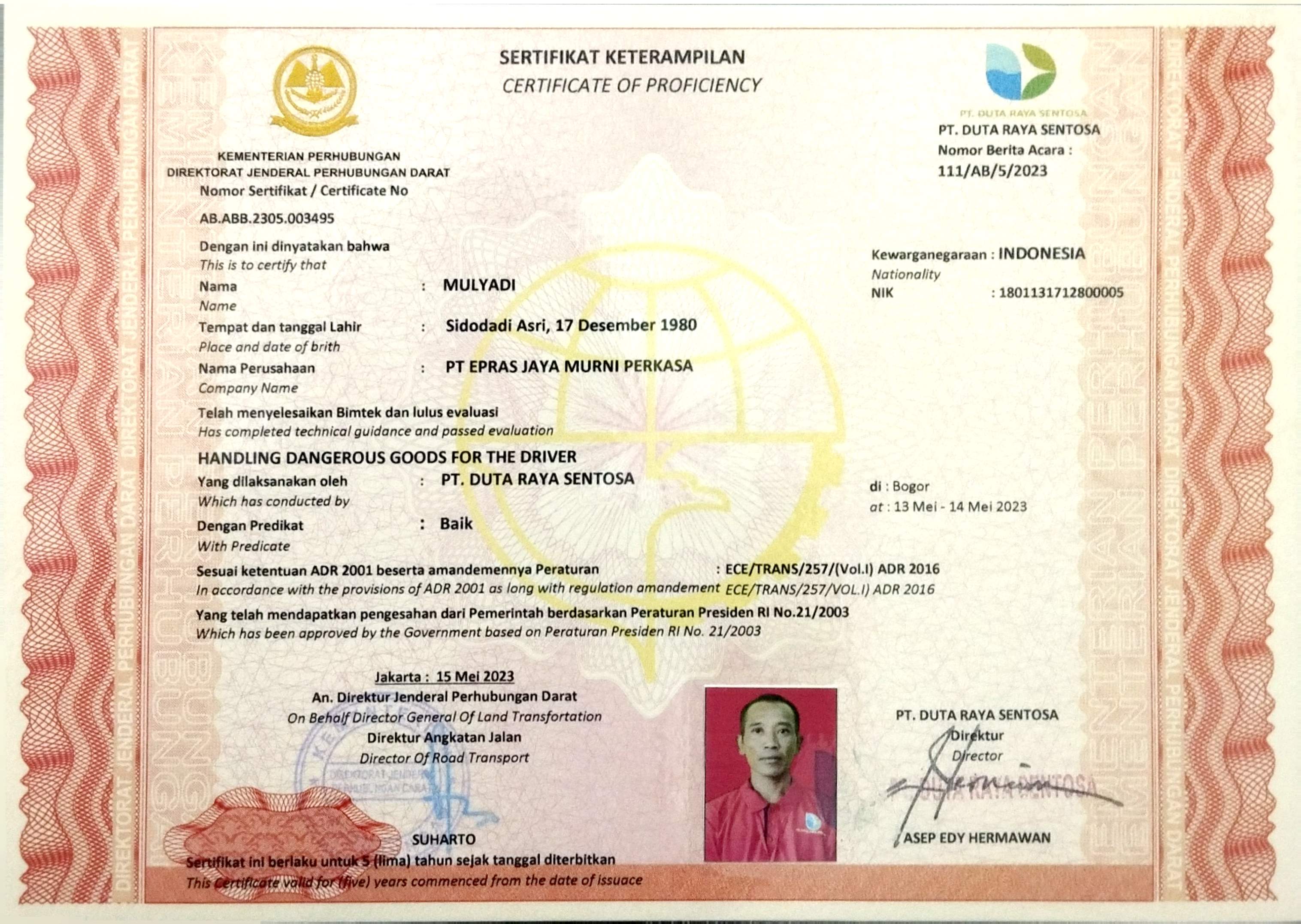 Notaris Panji